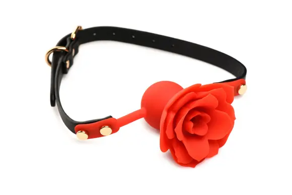 Силиконовый кляп с розой Master Series: Blossom Silicone Rose Gag – Red