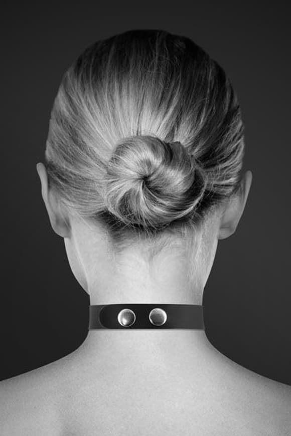 Чокер со стразами Bijoux Pour Toi - SLAVE, натуральная кожа