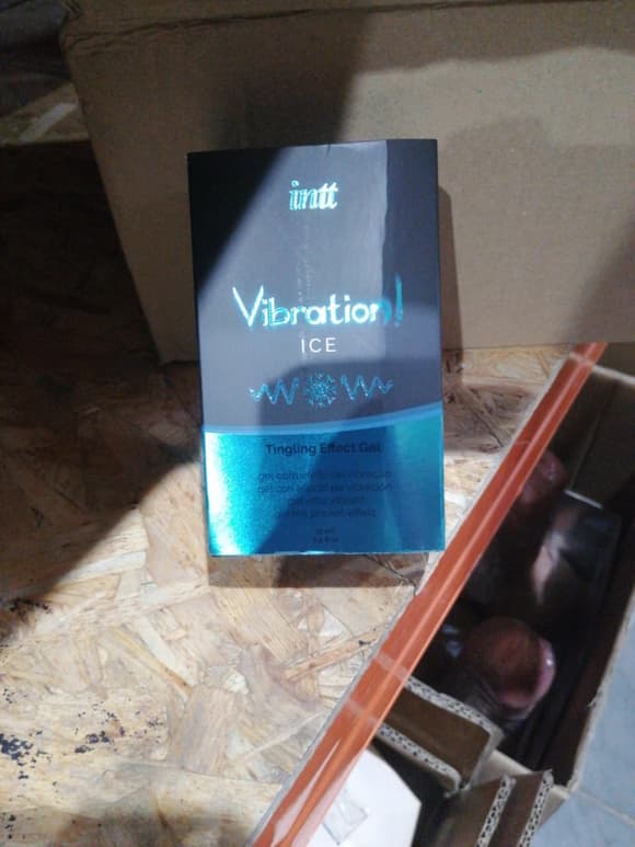 Жидкий вибратор Intt Vibration Ice (15 мл) (мятая упаковка!!!)