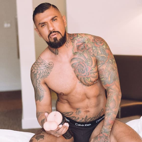 Мастурбатор-попка Fleshlight FleshSack с мошонкой