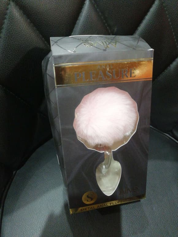 Металева анальна пробка Кролячий хвостик Alive Fluffy Plug S Pink  (м'ята упаковка!!!)