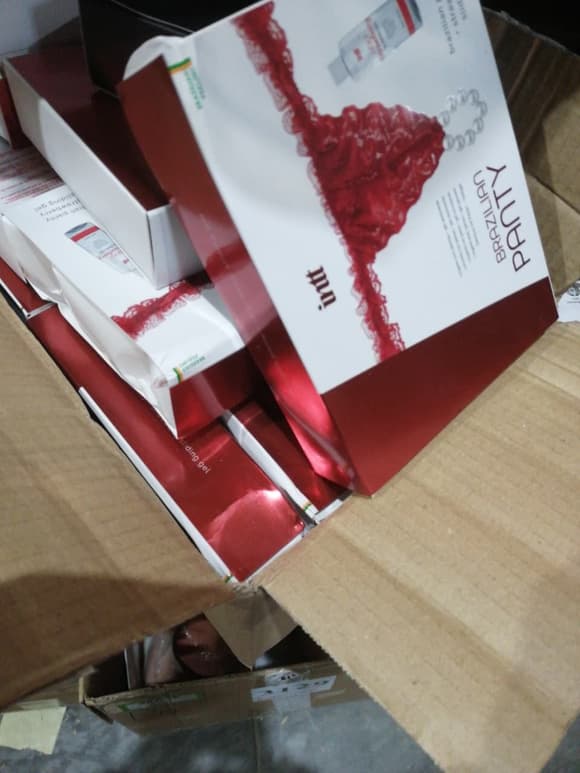 Набір Intt BRAZILIAN PANTY RED (м'яте паковання!!!)