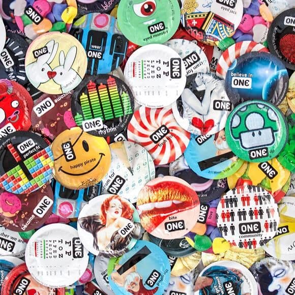 Презерватив ONE Pleasure Plus, 1 шт, з ребристою ділянкою на кінці, зі змазкою