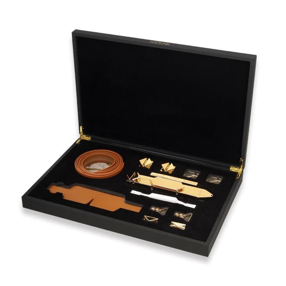 БДСМ-набор LOCKINK Teasing & Impact-Play Set, коричневый, маска, кляп, зажимы для сосков, тиклер, шлепалка