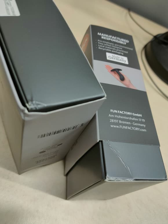 Анальная пробка Fun Factory BOOTIE M, черная (мятая упаковка!!!)