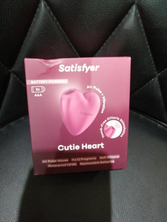 Вакуумний стимулятор-серце з вібрацією Satisfyer Cutie Heart Battery Series (м'яте паковання!!!)