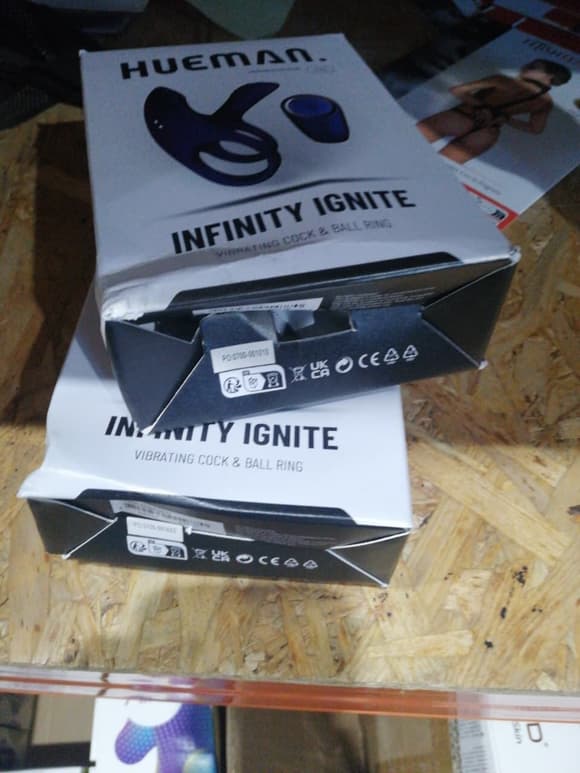 Эрекционное виброкольцо Hueman - Infinity Ignite Vibrating Cock Ring (мятая упаковка!!!)